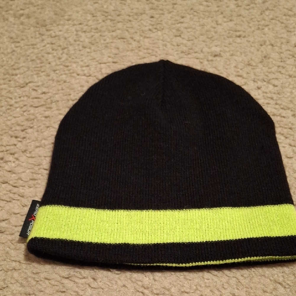 ZEROXPOSUR Revetsable Black Beanie with Neon Green Trim